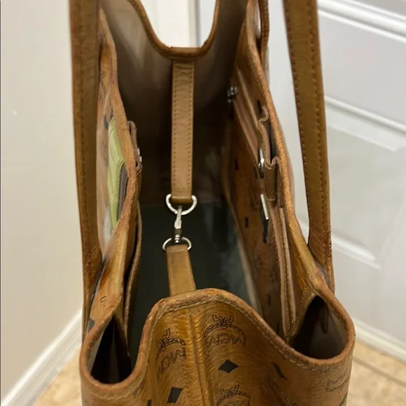 MCM Brown and Green Tote Bag - Picture 16 of 16